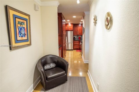 Condo in Fort Lauderdale, Florida, 1 bedroom  № 2042029 - photo 15