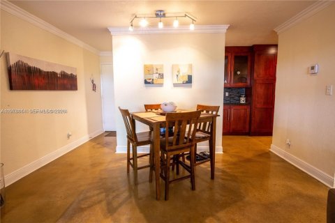 Condo in Fort Lauderdale, Florida, 1 bedroom  № 2042029 - photo 11