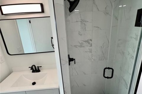 Снять в аренду квартиру в Ротонда, Флорида 1 комната, 75.72м2, № 2158039 - фото 18