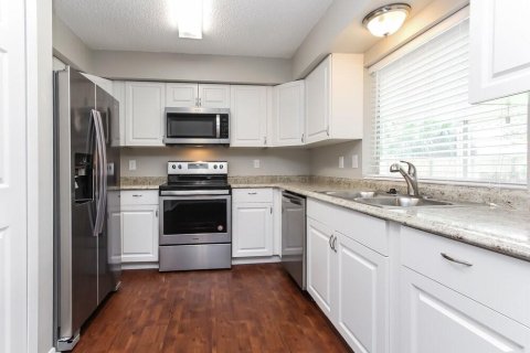 Villa ou maison à louer à Cape Coral, Floride: 3 chambres, 120.31 m2 № 1918010 - photo 6