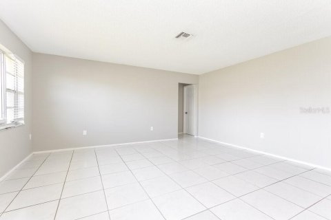 Villa ou maison à louer à Cape Coral, Floride: 3 chambres, 120.31 m2 № 1918010 - photo 7