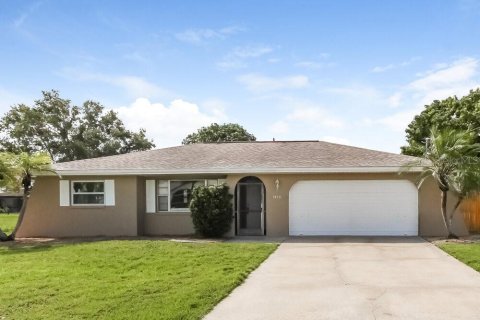 Casa en alquiler en Cape Coral, Florida, 3 dormitorios, 120.31 m2 № 1918010 - foto 1