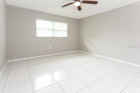 Casa en alquiler en Cape Coral, Florida, 3 dormitorios, 120.31 m2 № 1918010 - foto 9