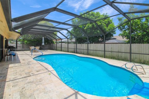 Casa en venta en Miami, Florida, 3 dormitorios, 151.34 m2 № 1831002 - foto 20
