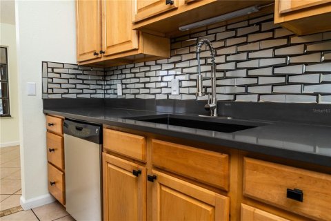 Casa en venta en Ocala, Florida, 3 dormitorios, 118.36 m2 № 1525628 - foto 9