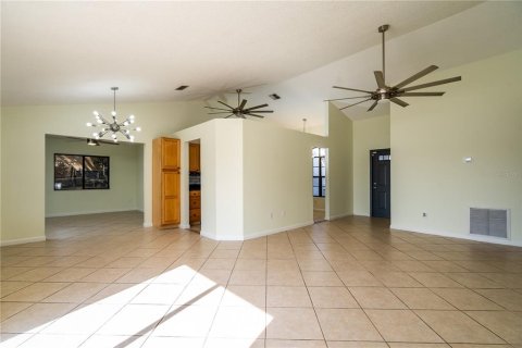 Casa en venta en Ocala, Florida, 3 dormitorios, 118.36 m2 № 1525628 - foto 5