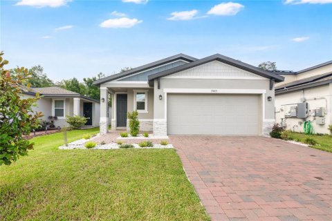 House in CAGAN CROSSINGS in Clermont, Florida 3 bedrooms, 137.87 sq.m. № 2304803