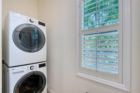House in Sarasota, Florida 3 bedrooms, 233.28 sq.m. № 1759288 - photo 23