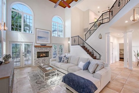 House in Sarasota, Florida 3 bedrooms, 233.28 sq.m. № 1759288 - photo 9