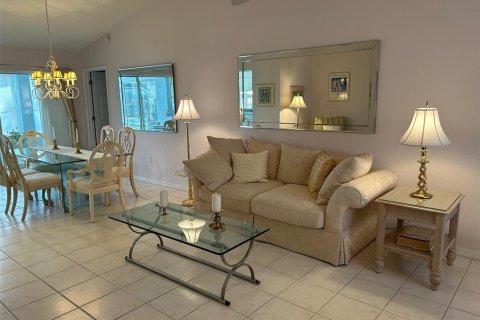 Casa en venta en Hudson, Florida, 2 dormitorios, 168.71 m2 № 1532931 - foto 5