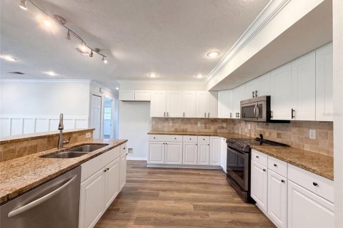 Villa ou maison à vendre à Palmetto, Floride: 4 chambres, 168.8 m2 № 2227766 - photo 5