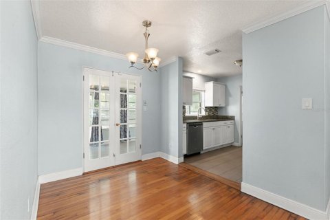 House in Orlando, Florida 3 bedrooms, 125.51 sq.m. № 1686684 - photo 3