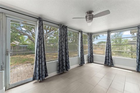 House in Orlando, Florida 3 bedrooms, 125.51 sq.m. № 1686684 - photo 21