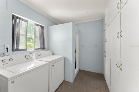 House in Orlando, Florida 3 bedrooms, 125.51 sq.m. № 1686684 - photo 5