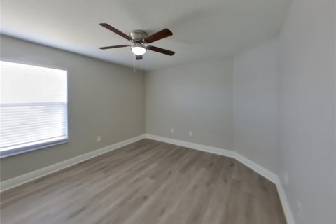 Villa ou maison à louer à Gibsonton, Floride: 4 chambres, 235.79 m2 № 1868946 - photo 19
