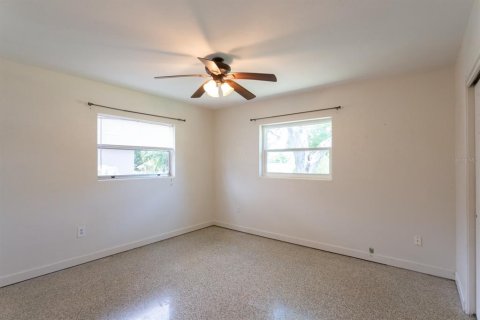 House in Safety Harbor, Florida 3 bedrooms, 114.73 sq.m. № 1868922 - photo 29