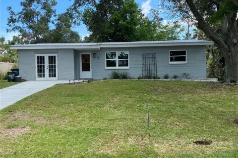 House in Safety Harbor, Florida 3 bedrooms, 114.73 sq.m. № 1868922 - photo 2