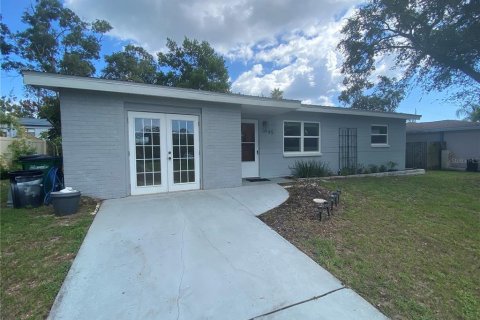 House in Safety Harbor, Florida 3 bedrooms, 114.73 sq.m. № 1868922 - photo 3
