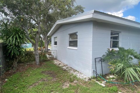House in Safety Harbor, Florida 3 bedrooms, 114.73 sq.m. № 1868922 - photo 7
