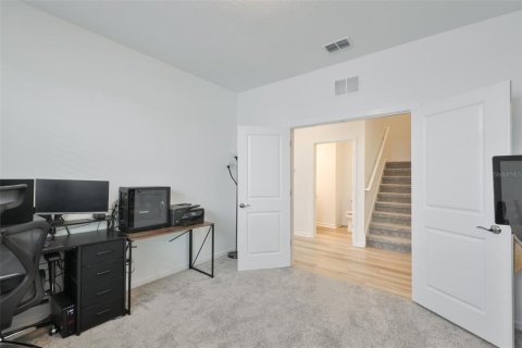 House in Valrico, Florida 5 bedrooms, 319.86 sq.m. № 2237289 - photo 23