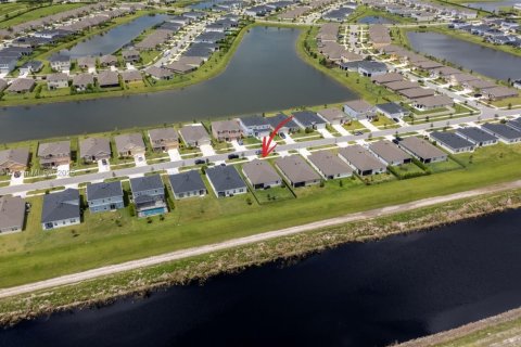 House in Port St. Lucie, Florida 3 bedrooms, 150.13 sq.m. № 1847718 - photo 17