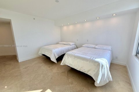 Copropriété à vendre à Fort Lauderdale, Floride: 3 chambres, 201.78 m2 № 2031619 - photo 23