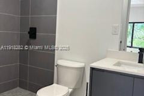 Appartement à louer à Miami, Floride: 2 chambres № 1973049 - photo 8