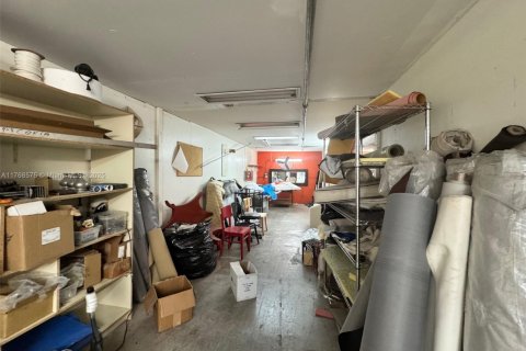 Immobilier commercial à vendre à Hialeah, Floride № 1934413 - photo 26