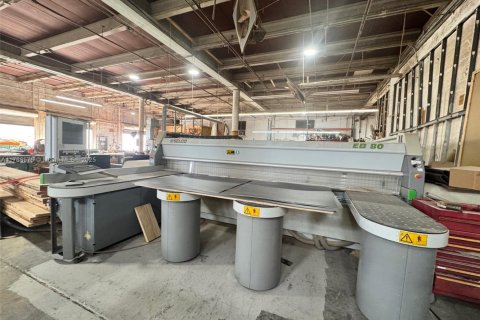 Immobilier commercial à vendre à Hialeah, Floride № 1934413 - photo 20