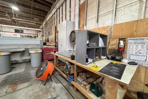 Immobilier commercial à vendre à Hialeah, Floride № 1934413 - photo 18