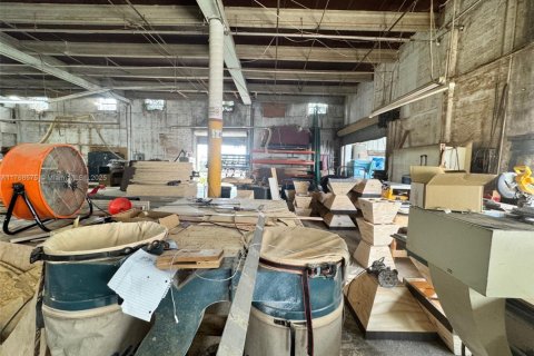 Immobilier commercial à vendre à Hialeah, Floride № 1934413 - photo 7