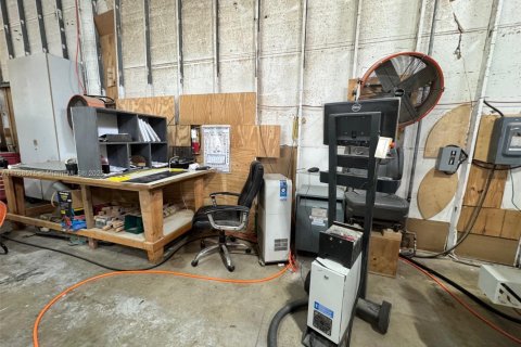 Immobilier commercial à vendre à Hialeah, Floride № 1934413 - photo 17