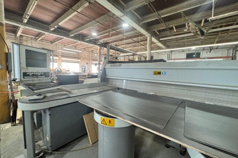 Immobilier commercial à vendre à Hialeah, Floride № 1934413 - photo 22