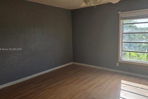 Condominio en venta en Plantation, Florida, 2 dormitorios, 120.4 m2 № 1868405 - foto 17