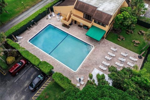 Condominio en venta en Plantation, Florida, 2 dormitorios, 120.4 m2 № 1868405 - foto 24