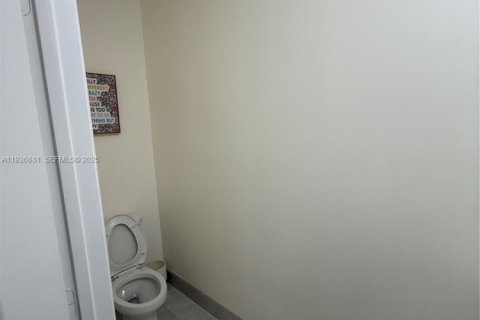 Touwnhouse à louer à Hialeah, Floride: 3 chambres, 153.29 m2 № 1988082 - photo 3