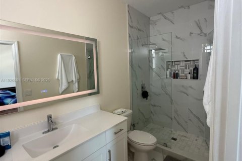 Touwnhouse à louer à Hialeah, Floride: 3 chambres, 153.29 m2 № 1988082 - photo 7