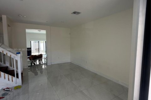 Touwnhouse à Hialeah, Floride 3 chambres, 153.29 m2 № 1988082