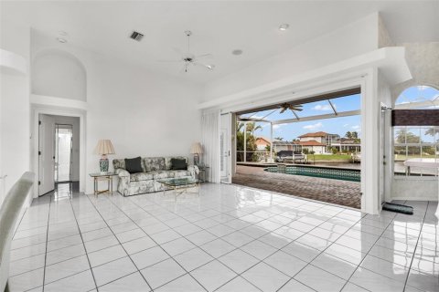 Casa en venta en Punta Gorda, Florida, 3 dormitorios, 202.9 m2 № 2387381 - foto 6