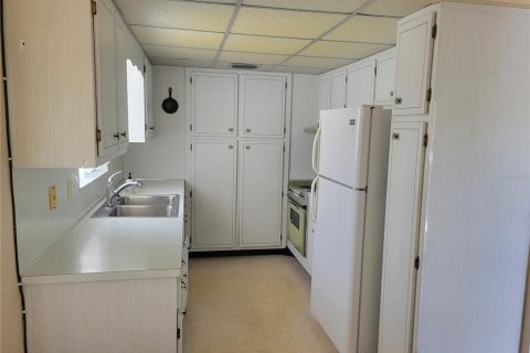 Condo in Seminole, Florida, 2 bedrooms  № 1824655 - photo 3