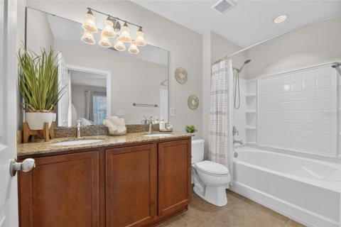 House in Riverview, Florida 2 bedrooms, 126.35 sq.m. № 2223403 - photo 14