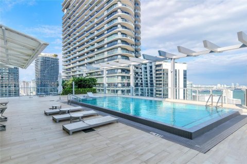 Condominio en alquiler en Miami, Florida, 1 dormitorio, 85.75 m2 № 1920592 - foto 9
