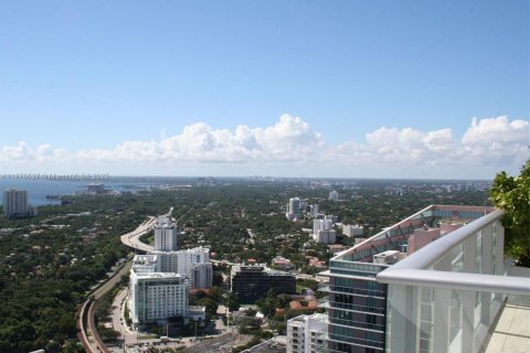 Condominio en alquiler en Miami, Florida, 1 dormitorio, 85.75 m2 № 1920592 - foto 21