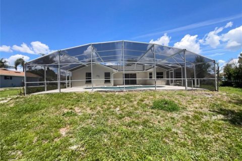 Casa en venta en Kissimmee, Florida, 3 dormitorios, 147.16 m2 № 2227360 - foto 5