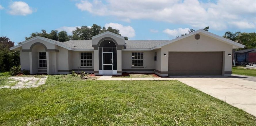 Casa en Kissimmee, Florida 3 dormitorios, 147.16 m2 № 2227360