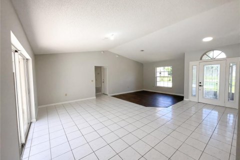 Casa en venta en Kissimmee, Florida, 3 dormitorios, 147.16 m2 № 2227360 - foto 9