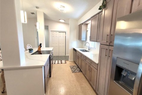 Casa en venta en Clearwater, Florida, 3 dormitorios, 151.15 m2 № 2384138 - foto 5