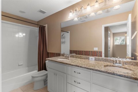 House in Lakeland, Florida 3 bedrooms, 229.65 sq.m. № 1873977 - photo 24