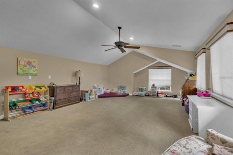 House in Orlando, Florida 5 bedrooms, 377.18 sq.m. № 1718987 - photo 28