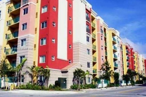 Снять в аренду кондоминиум в Саут-Майами, Флорида 1 спальня, 60.57м2, № 1974518 - фото 14